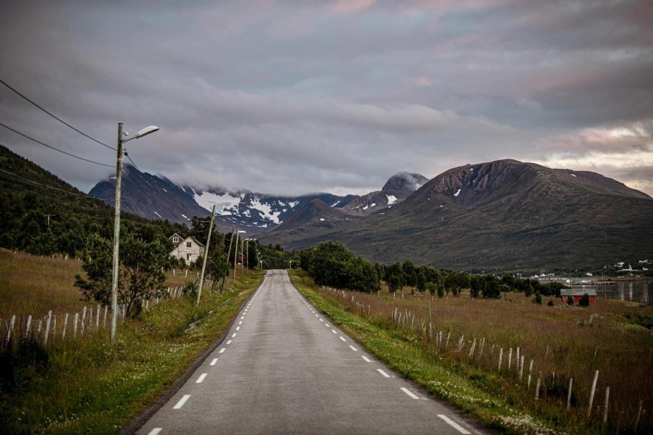 Hos Laura & Valdemar Villa Nord-Lenangen Eksteriør billede